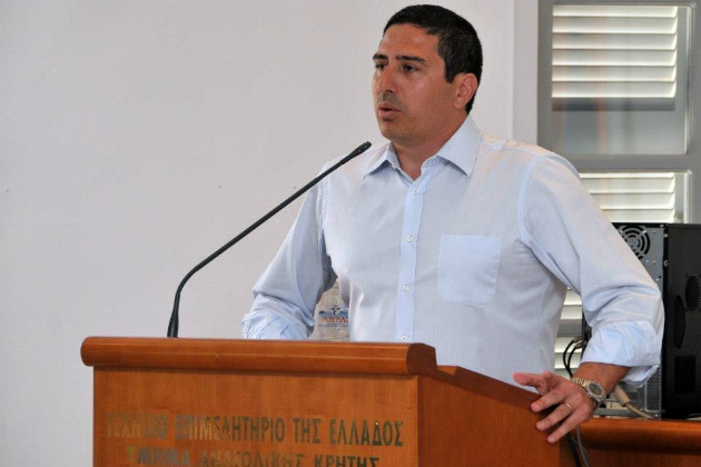 Ηράκλειο: Παραίτηση Ινιωτάκη με αιχμές κατά Λαμπρινού