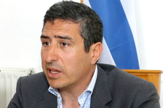 Διαψεύδει για τη Ν.Δ. αλλά προέκυψε… Μακεδονομάχος