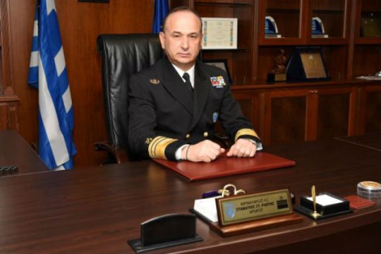 Παραμένει στην ηγεσία του Λιμενικού ο αντιναύαρχος Στ. Ράπτης