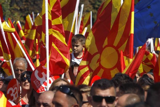 Η πατριδοκαπηλία και οι Πρέσπες