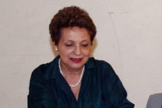 Αντίο στην Έφη Στρούζα