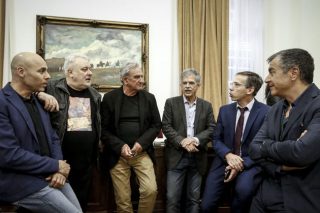 Ποτάμι με άγρια ρεύματα