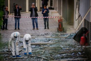 Βλέπουν σύμπραξη γενεών