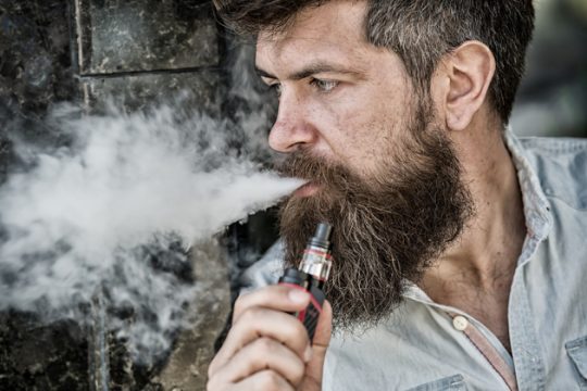 Ηλεκτρονικό τσιγάρο: υγεία ή κίνδυνος;