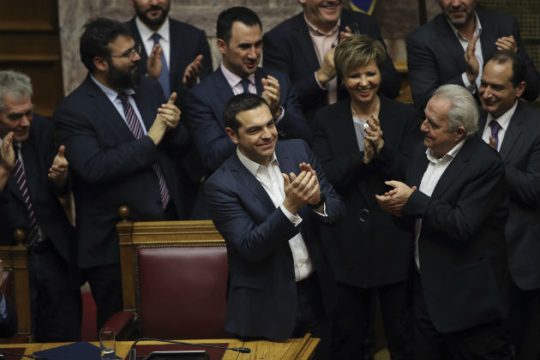 Ο γερμανικός Τύπος για την ψήφο εμπιστοσύνης στον Αλ. Τσίπρα