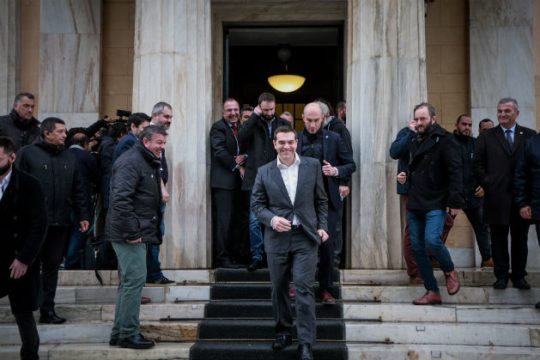 Έκτακτη είδηση στα διεθνή ΜΜΕ η ψήφιση της συμφωνίας