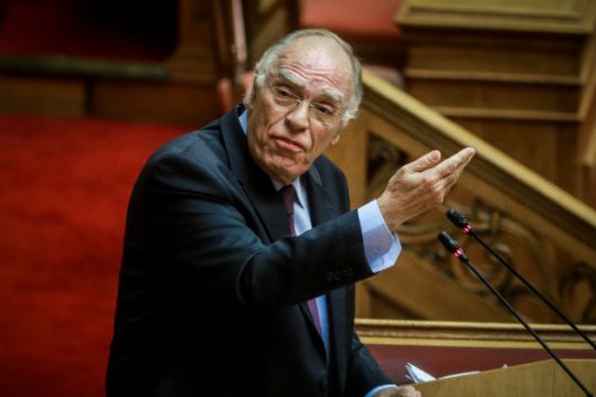 «Αυτή η κυβέρνηση πρέπει να τερματίσει τον βίο της»