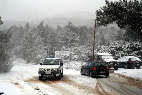 Πού έχει διακοπεί η κυκλοφορία και πού χρειάζονται αλυσίδες
