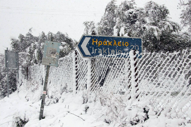 Κρήτη: Στις πόλεις οι ασθενείς ελέω χιονιά