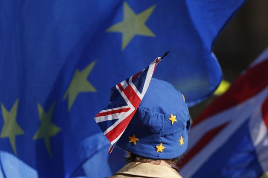 Μυστικές συνομιλίες για καθυστέρηση του Brexit
