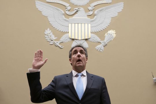 Αλλοτε δικηγόρος του, σήμερα… δήμιός του