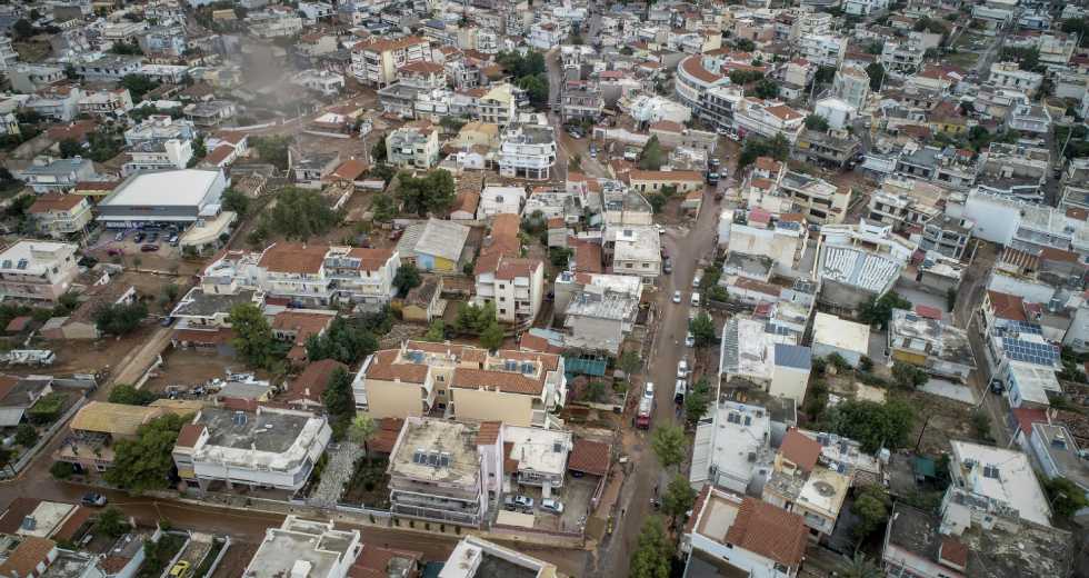 Το ΤΕΕ αδειάζει τον εαυτό του