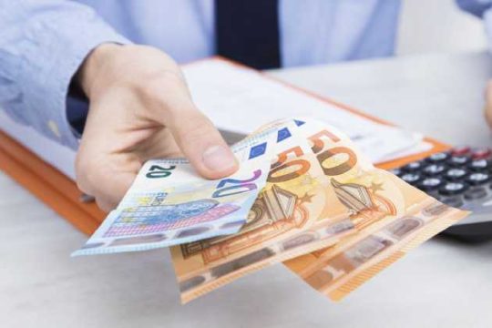 Την Πέμπτη το ΚΕΑ Φεβρουαρίου