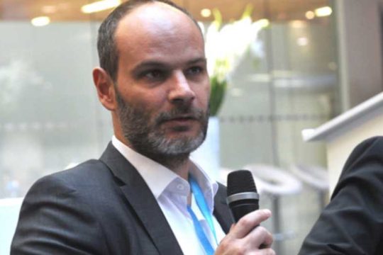 Δημοσιονομική απειλή η διεκδίκηση αναδρομικών