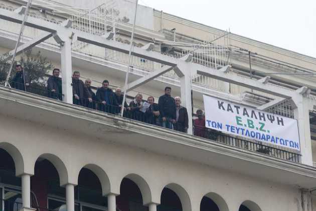 Και τα «γεράκια» του real estate καραδοκούν…