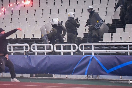 Στα «σχοινιά» η ΑΕΚ