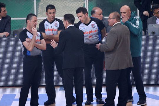 «Μόνο ξένοι διαιτητές αλλιώς ‘‘άντε γεια’’»!
