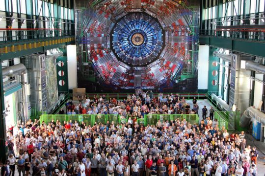Ενισχύεται η συνεργασία της Ελλάδας με το CERN