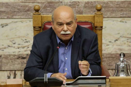 Προς αναθεώρηση το άρθρο για τις σχέσεις Κράτους-Εκκλησίας