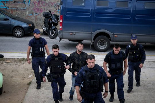 Υπό δρακόντεια μέτρα η δίκη για Ζαφειρόπουλο