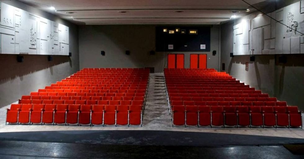 Σώθηκε η «Αλκυονίδα», γίνεται θέατρο