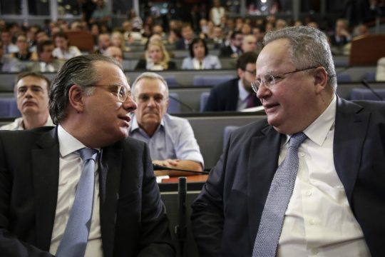 Κόντρα Κοτζιά – Κουμουτσάκου για τα περί «αλληλοεκβιασμού»