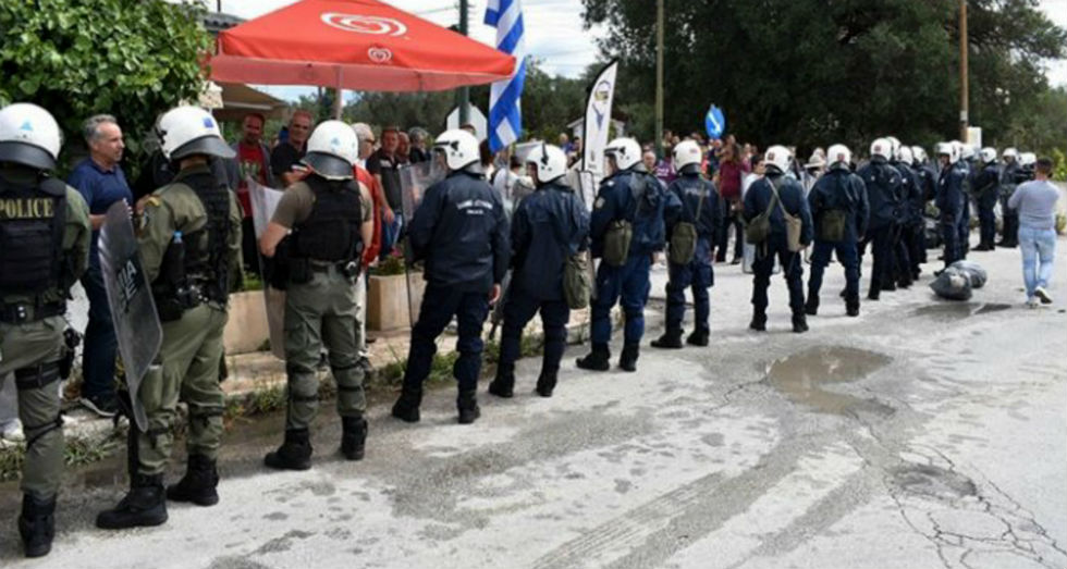 Ένας τραυματίας και επεισόδια στην αντιπεριφέρεια Κέρκυρας για τον ΧΥΤΥ Λευκίμμης