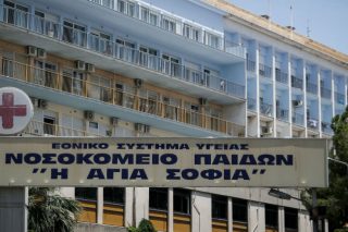 Ξυλοδαρμό δύο γιατρών καταγγέλλει η ΠΟΕΔΗΝ
