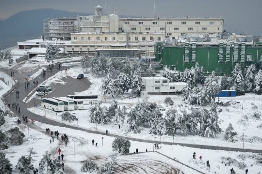 Αίσιο τέλος για δύο εγκλωβισμένες οικογένειες στην Πάρνηθα