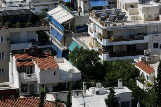 Βραχυχρόνιες μισθώσεις: Εκτόξευση ενοικίων και απώλειες δημοσίων εσόδων