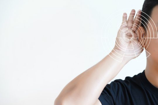Σύνδεση απώλειας ακοής με τη γνωστική παρακμή