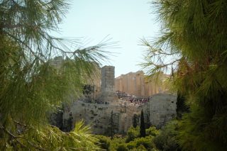 Λίγο ακόμα να σηκωθούμε λίγο ψηλότερα