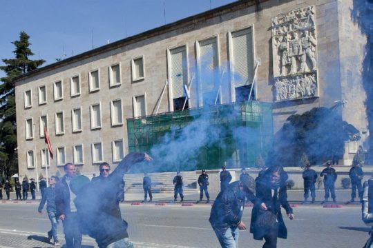 Παρέμβαση του Ευρωκοινοβουλίου για την κρίση στην Αλβανία