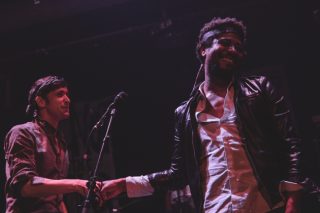 Algiers live: Μία νέα σχέση αγάπης με το ελληνικό κοινό γεννιέται