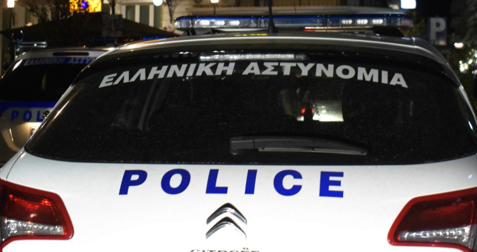Έπνιξε την 81χρονη μητέρα του και παραδόθηκε στην αστυνομία