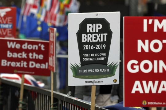 Politico: Η Βρετανία χρειάζεται μαθήματα από τον Θουκυδίδη για το Brexit