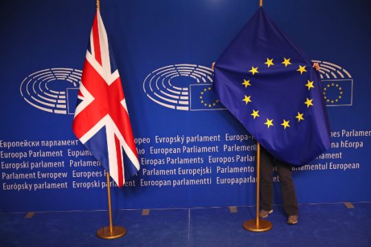 Παράλληλοι μονόλογοι για το Brexit