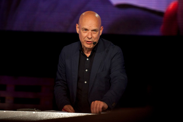 Άρθρο-καταπέλτης του Brian Eno για το Ισραήλ, την προπαγάνδα και τη Eurovision