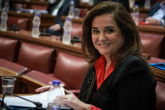 Υπέρ των επαφών η Ντόρα Μπακογιάννη