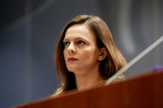 Τροπολογία για παράταση προγραμμάτων κοινωφελούς εργασίας στην αντιπυρική