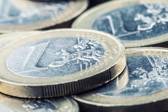 Ολλανδοί και Γερμανοί οι ωφελημένοι του ευρώ