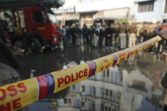 Πολύνεκρη πυρκαγιά σε ξενοδοχείο στο Νέο Δελχί