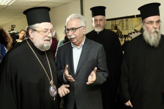 Κόσμια μεν, άγρια δε η διαφωνία Πατριαρχείου με τον Γαβρόγλου