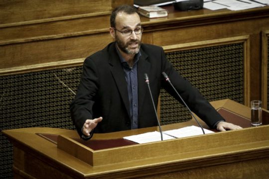 Για τη στάση του ΚΚΕ στη συνταγματική αναθεώρηση