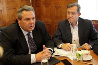 ΑΝΕΛέητη παρακμή με μηνύσεις για εκβιασμούς