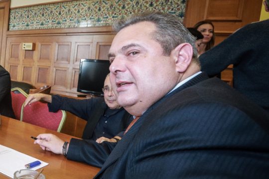 «Αλέξη, δεν θέλω χάρες, δεν δέχομαι απειλές»