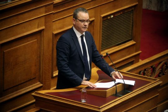 Μαξίμου: Θέλει ο Κυριάκος να κρυφτεί κι ο Κουκοδήμος δεν τον αφήνει