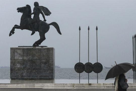 «Σπίθα» BBC ξαναφουντώνει τη φωτιά για τη Συμφωνία των Πρεσπών