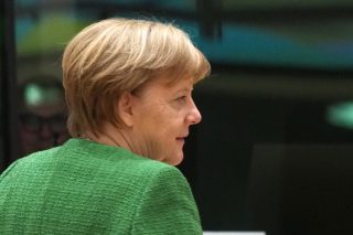 Η Μέρκελ υπονομεύει την ευρωπαϊκή ιδέα