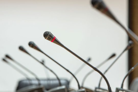 Το προοδευτικό μέτωπο είναι εδώ